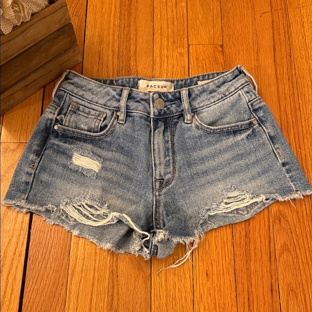 PacSun Women's Light Blue Distressed Jean Shorts Size Juniors 22‎